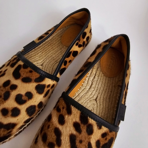 Gucci Animal Print Slip-on - Picture 3 of 12